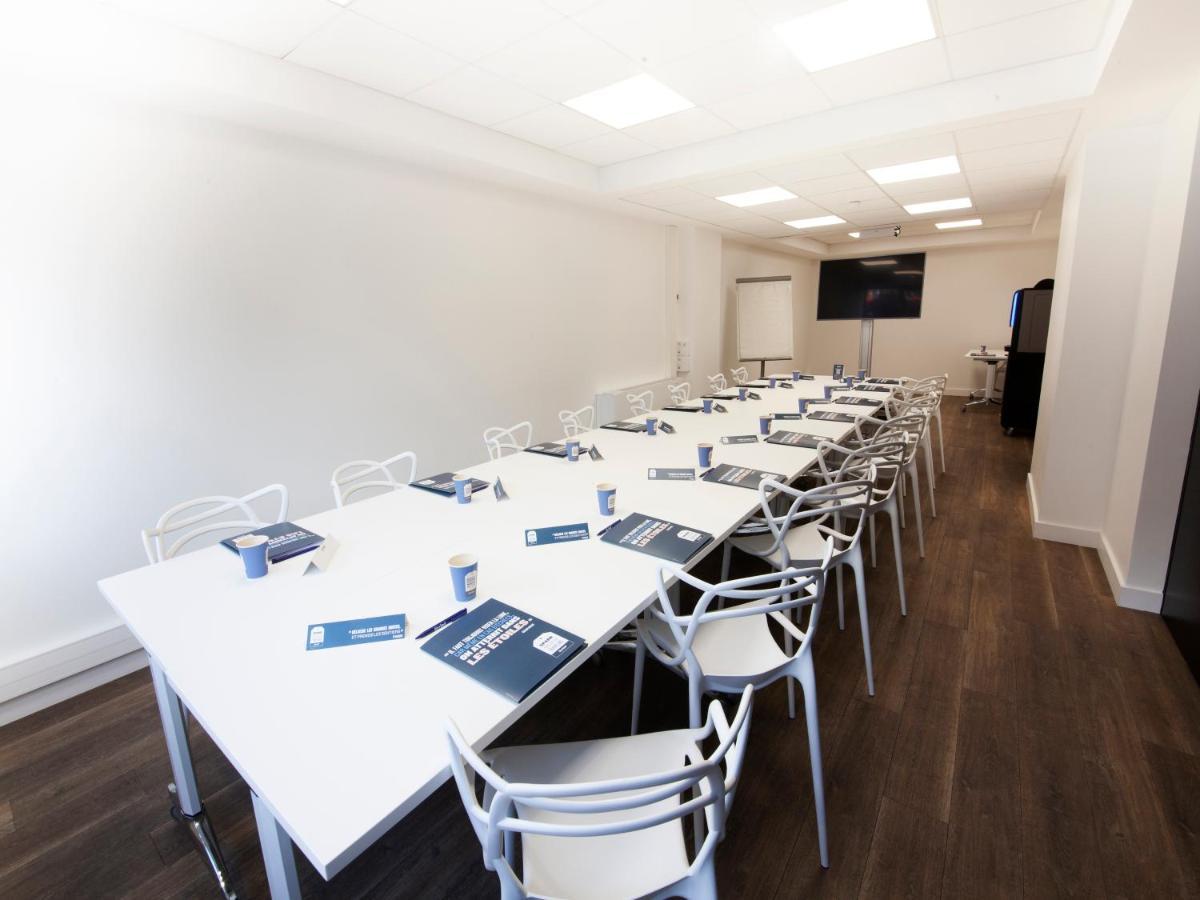 Kyriad Hotel Clermont Ferrand Centre Luaran gambar