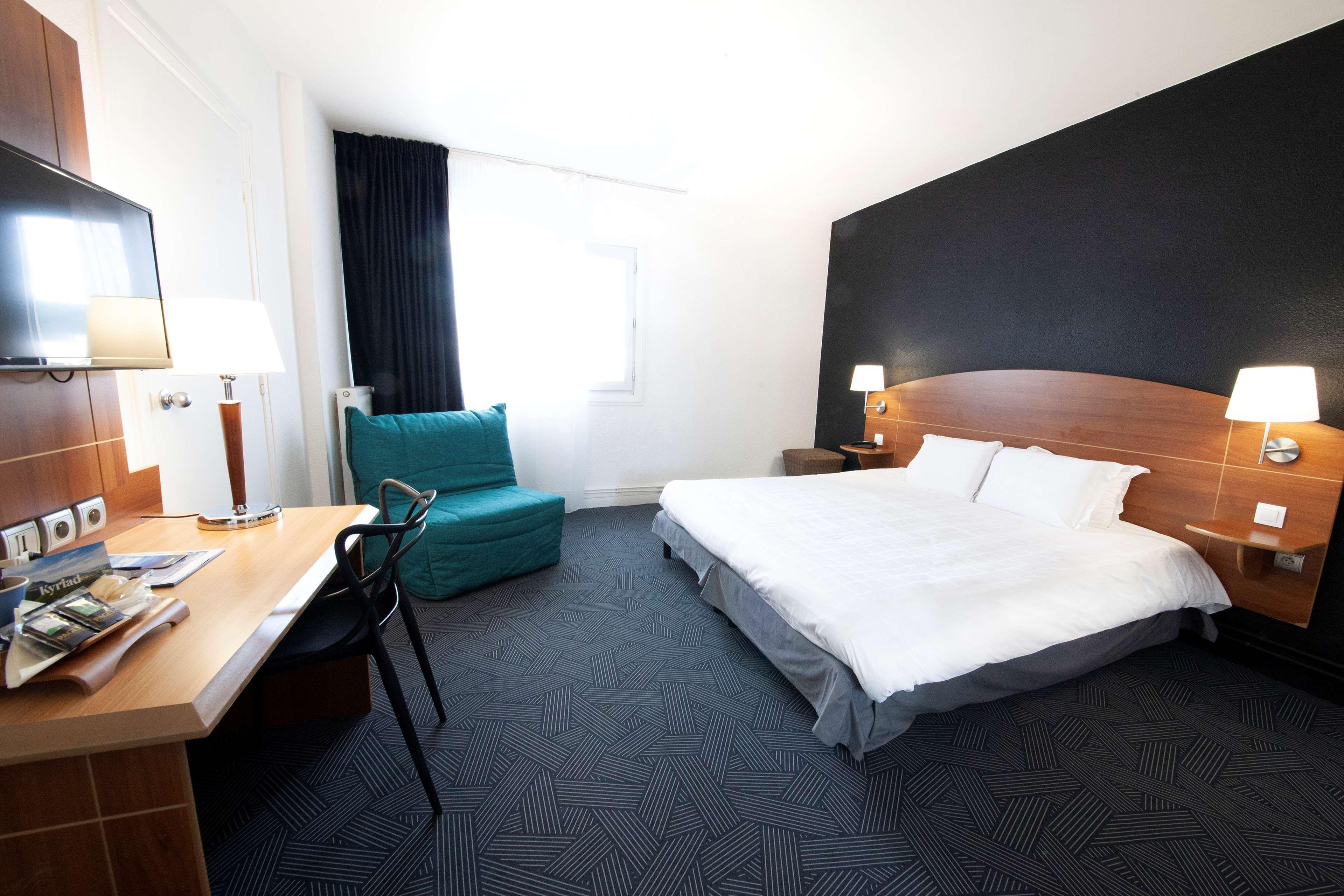 Kyriad Hotel Clermont Ferrand Centre Luaran gambar