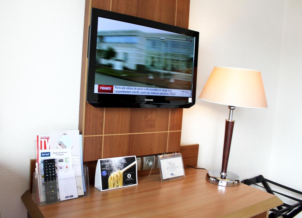 Kyriad Hotel Clermont Ferrand Centre Luaran gambar