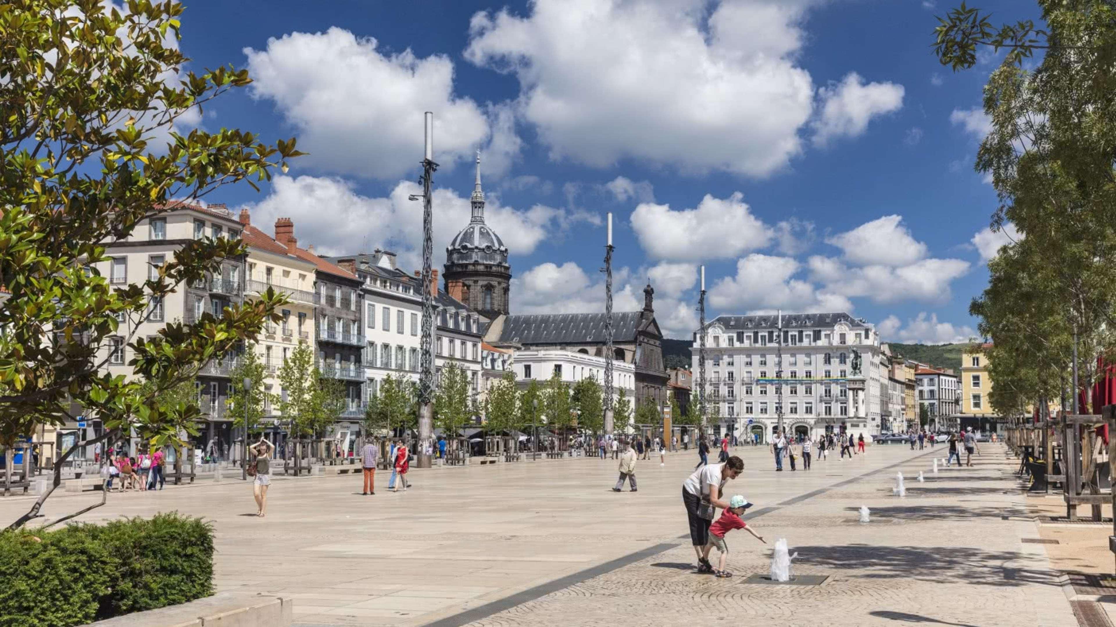 Kyriad Hotel Clermont Ferrand Centre Luaran gambar